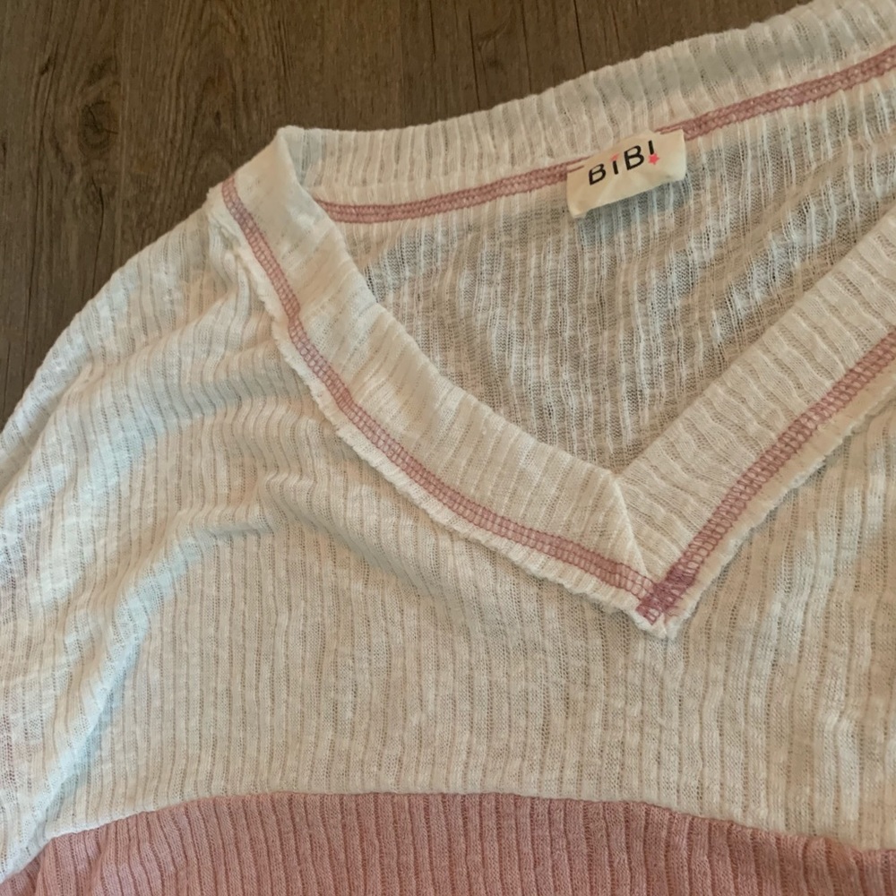 Colorblock Sweater - Picture 2 of 3